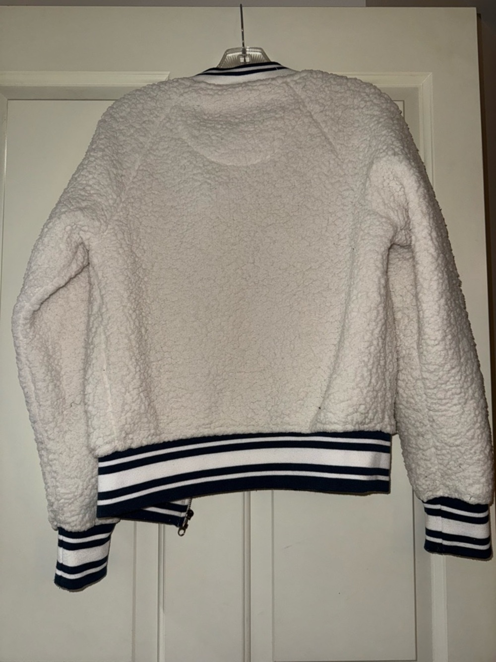 NFL Seattle Seahawks Women's White Sherpa Jacket with Navy Trim - Picture 6 of 6